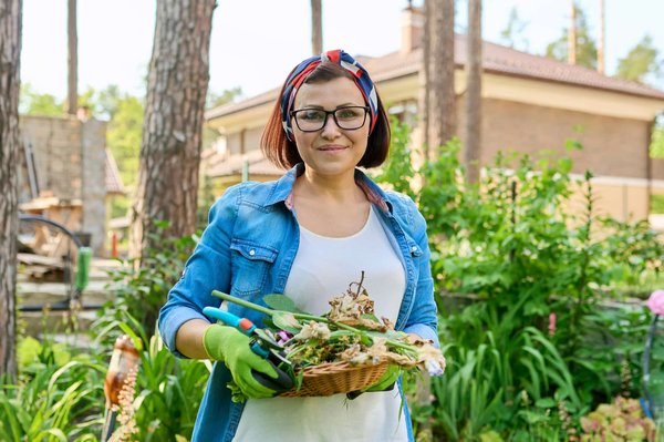 Découvrez les tendances incontournables du bandeau cheveux