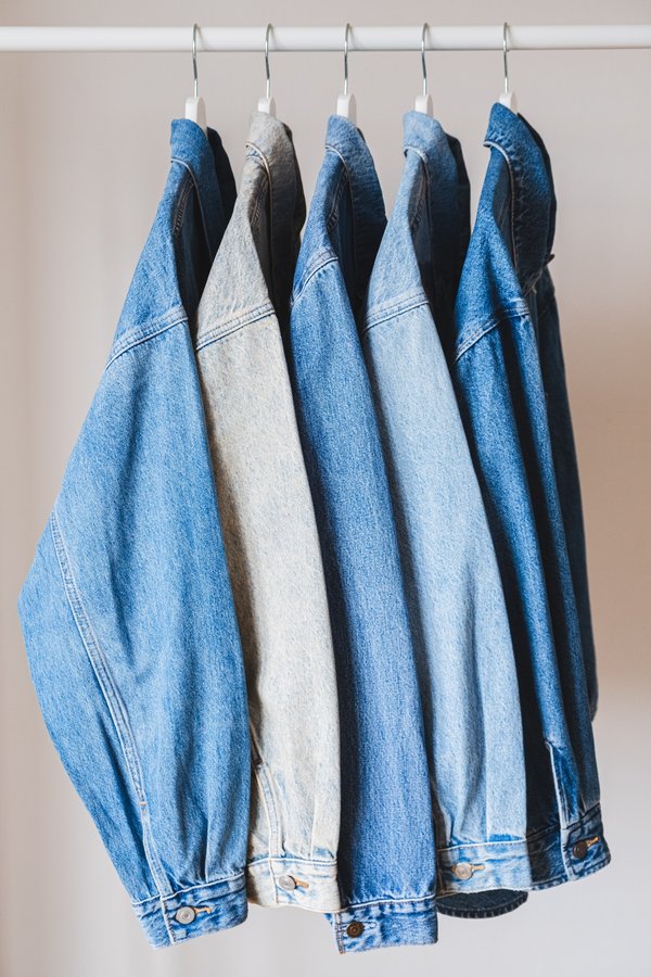 Découvrez le selvedge 21oz d'iron heart : la référence denim